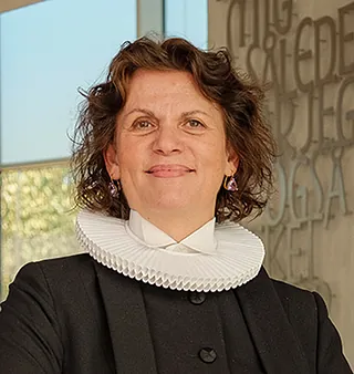 Charlotte Holm